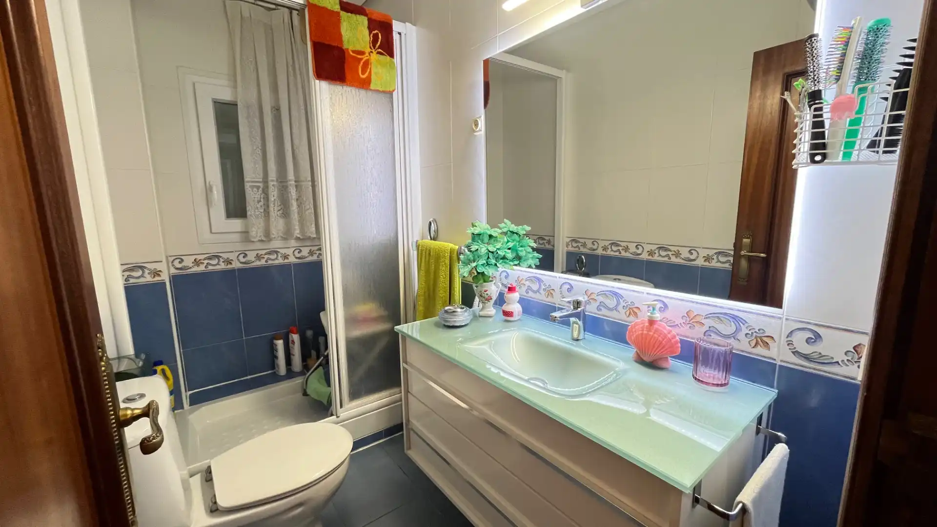 Baño de Piso en venta en Valladolid con Calefacción, Parquet y Amueblado