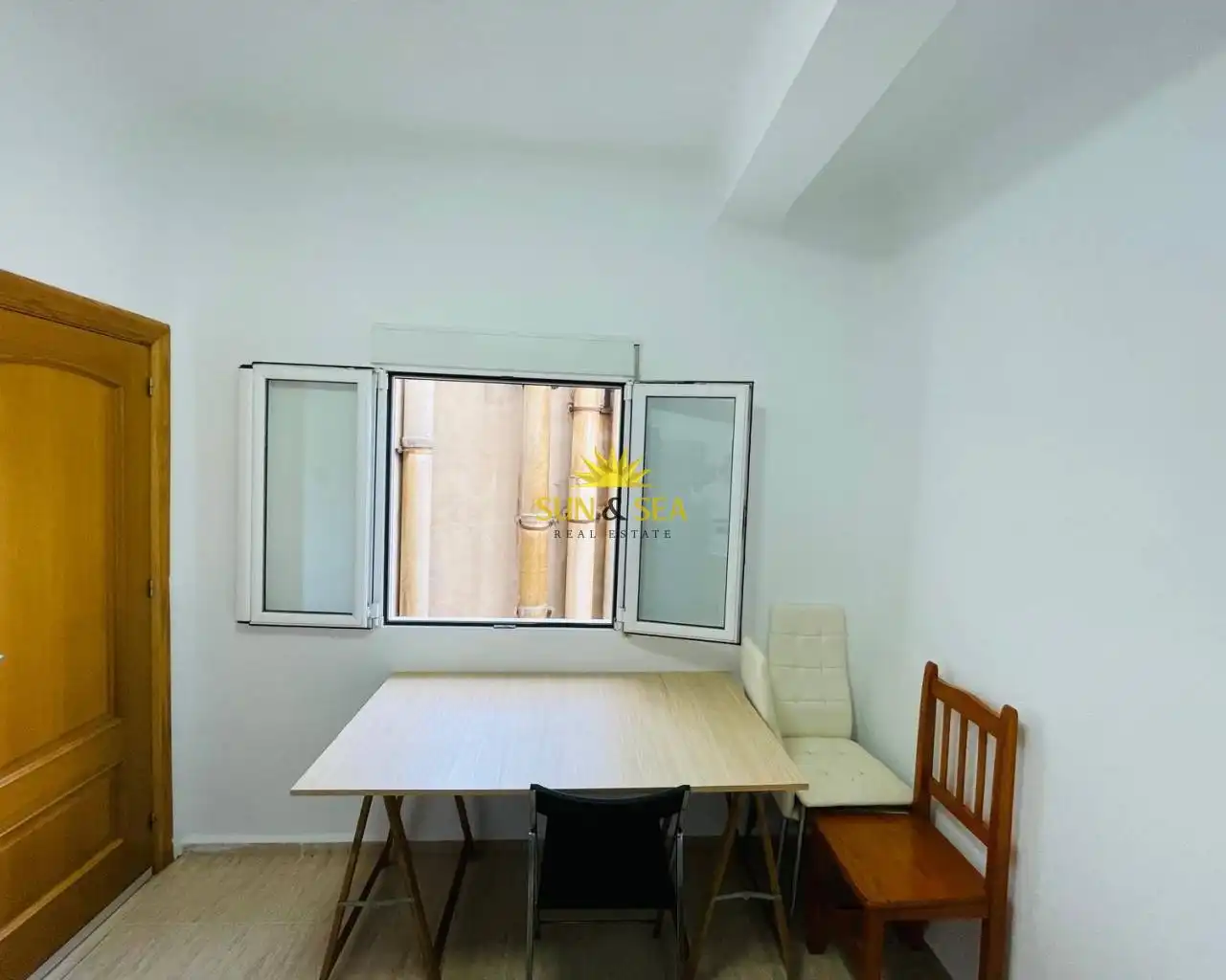 Apartamento de alquiler en Cartagena con Calefacción, Amueblado y Horno