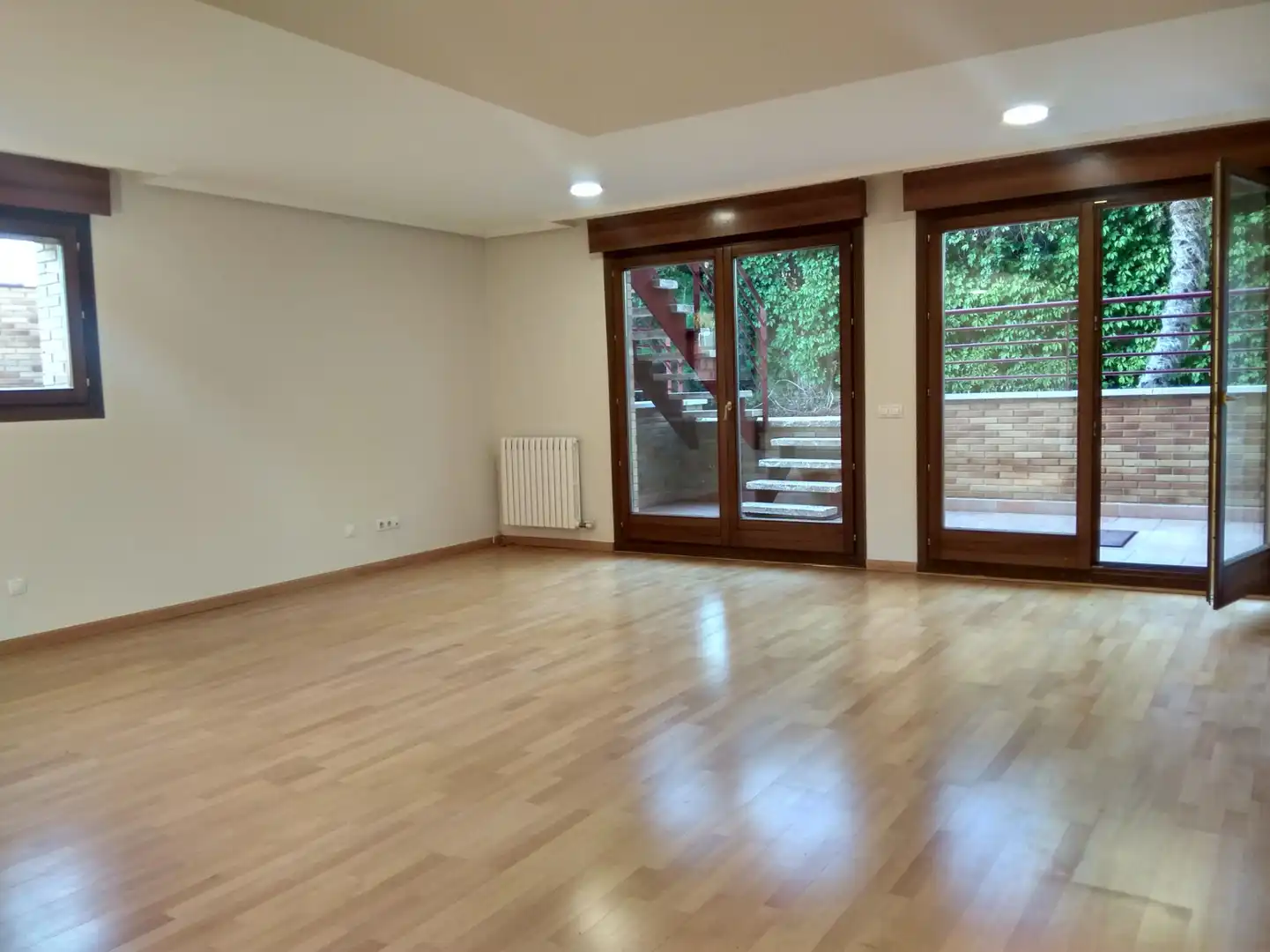 Houses for sale in Zaragoza  with Air Conditioner, Private garden and Parquet flooring