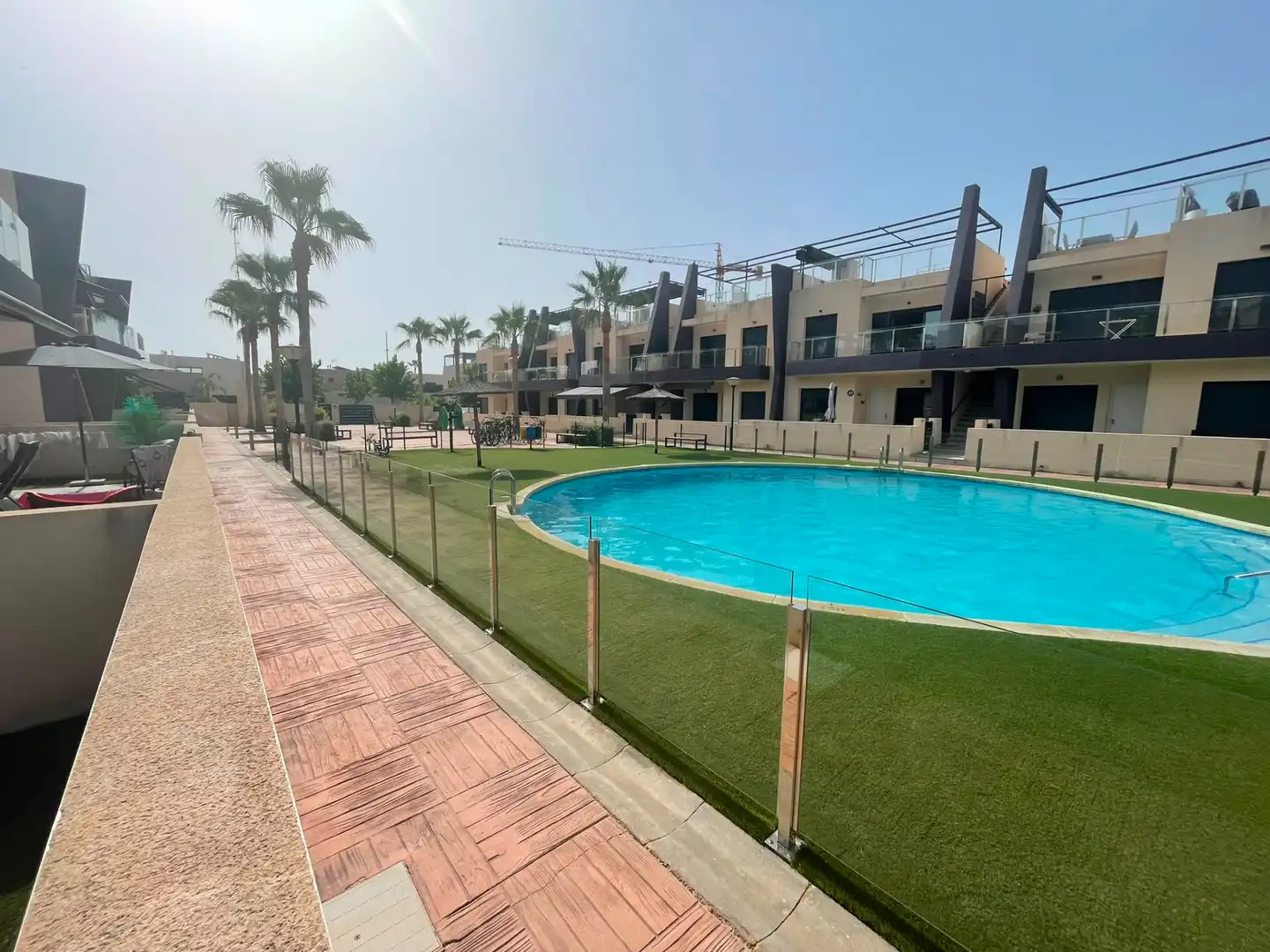Piscina de Casa o xalet en venda en Pilar de la Horadada amb Aire condicionat, Calefacció i Jardí privat