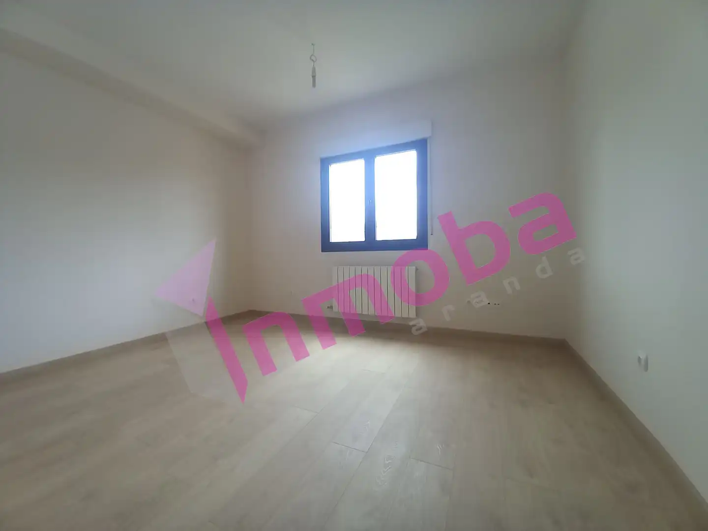 Habitación de Casa o chalet en venta en Aranda de Duero con Jardín privado, Parquet y Terraza
