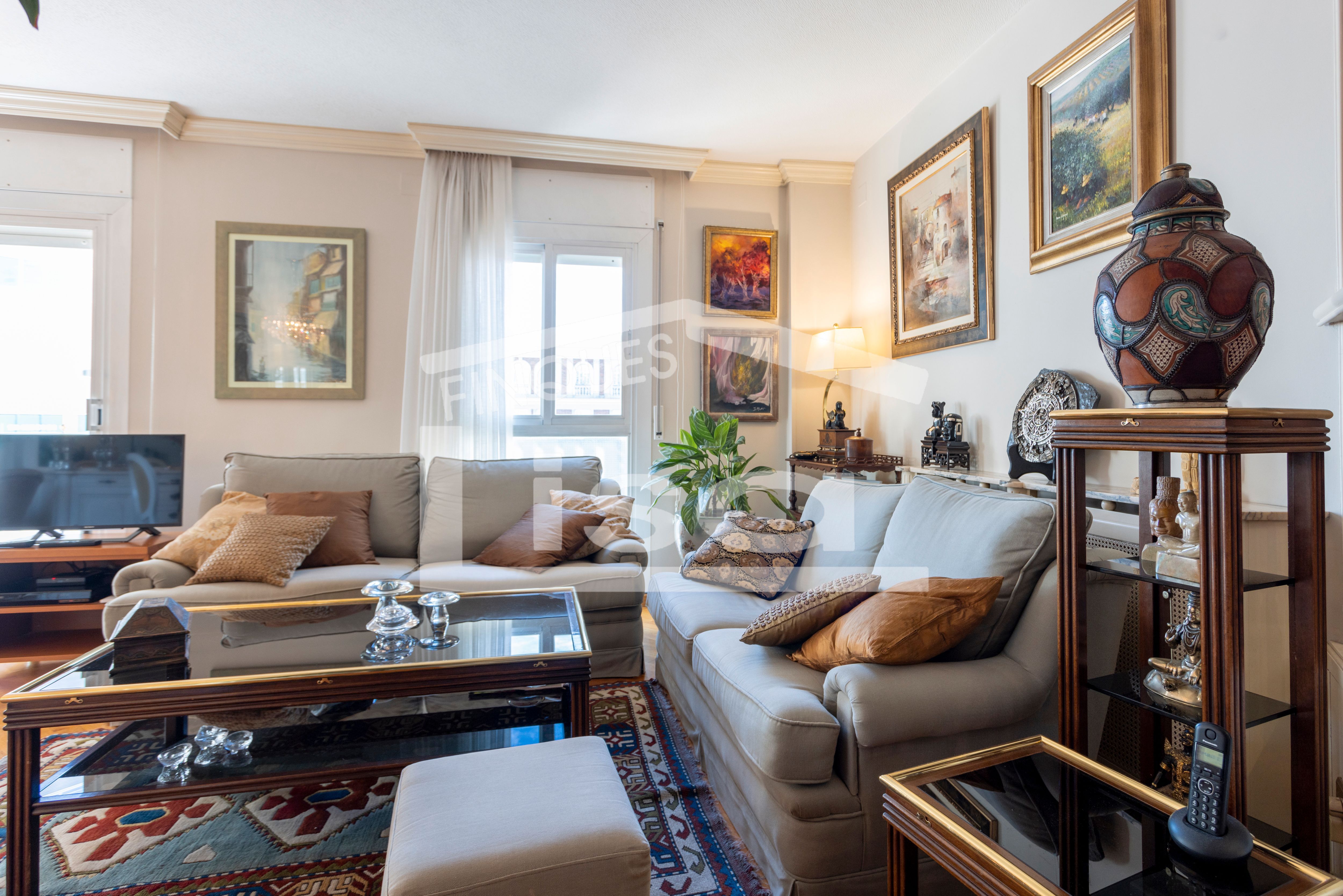 Sala de estar de Dúplex en venta en  Barcelona Capital con Aire acondicionado, Jardín privado y Terraza