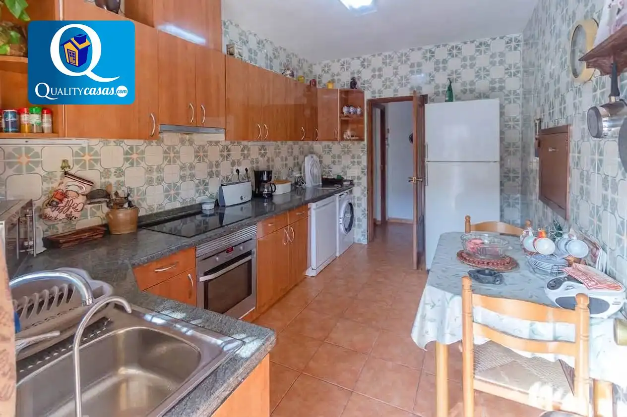 Cocina de Casa o chalet en venta en El Campello con Calefacción, Terraza y Trastero