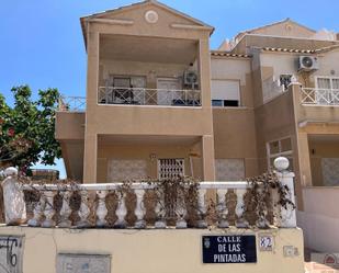 Vista exterior de Casa o xalet en venda en Torrevieja