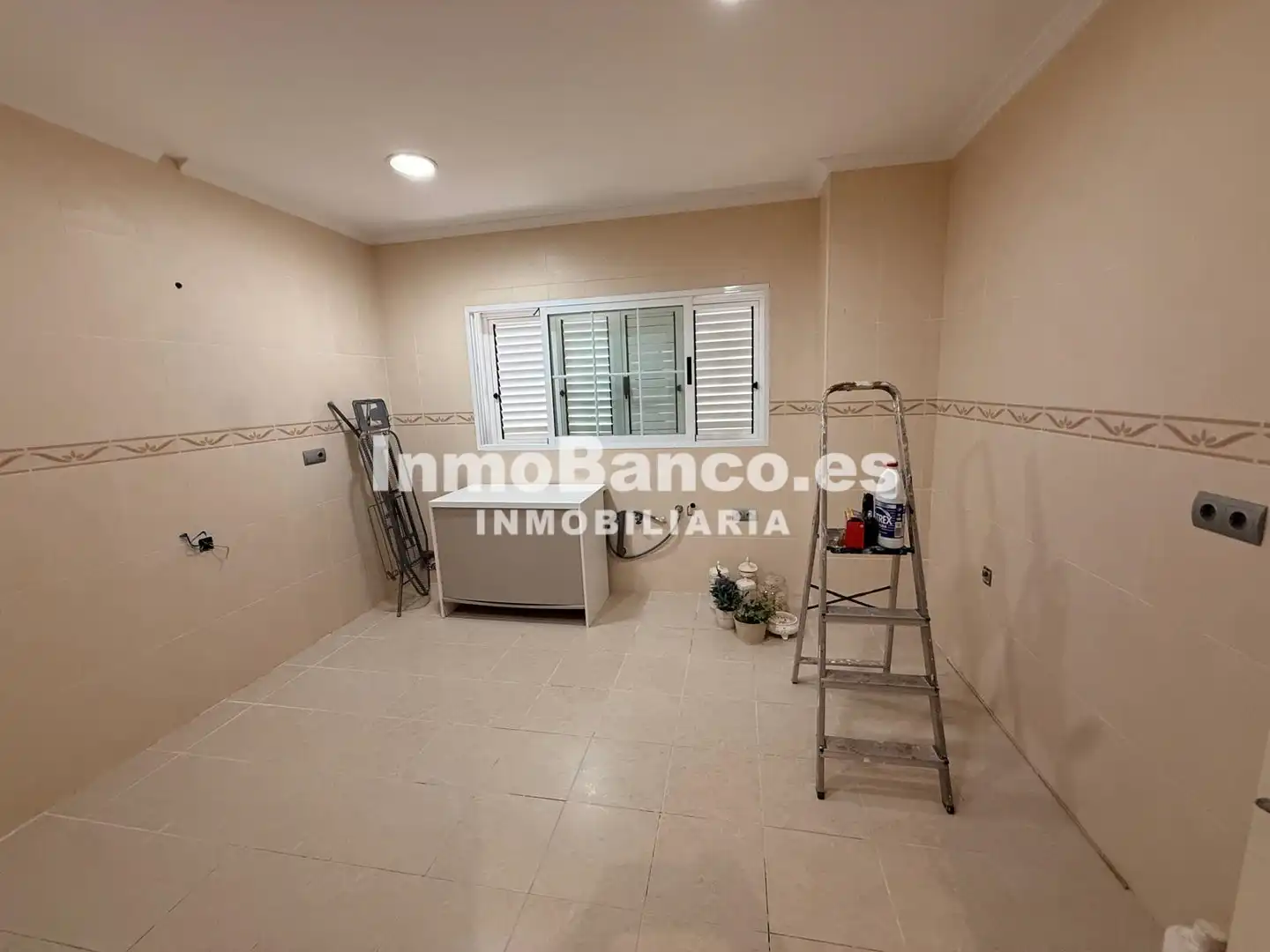 Villa mit Pool zum Verkauf in Avenida del Rio Turia 587, imagen 29