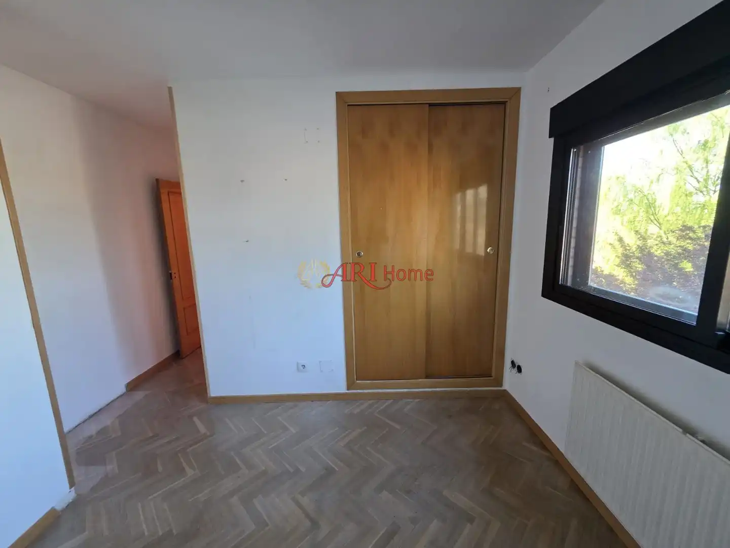 Bedroom of Flat for sale in Fuenlabrada  with Air Conditioner, Heating and Swimming Pool