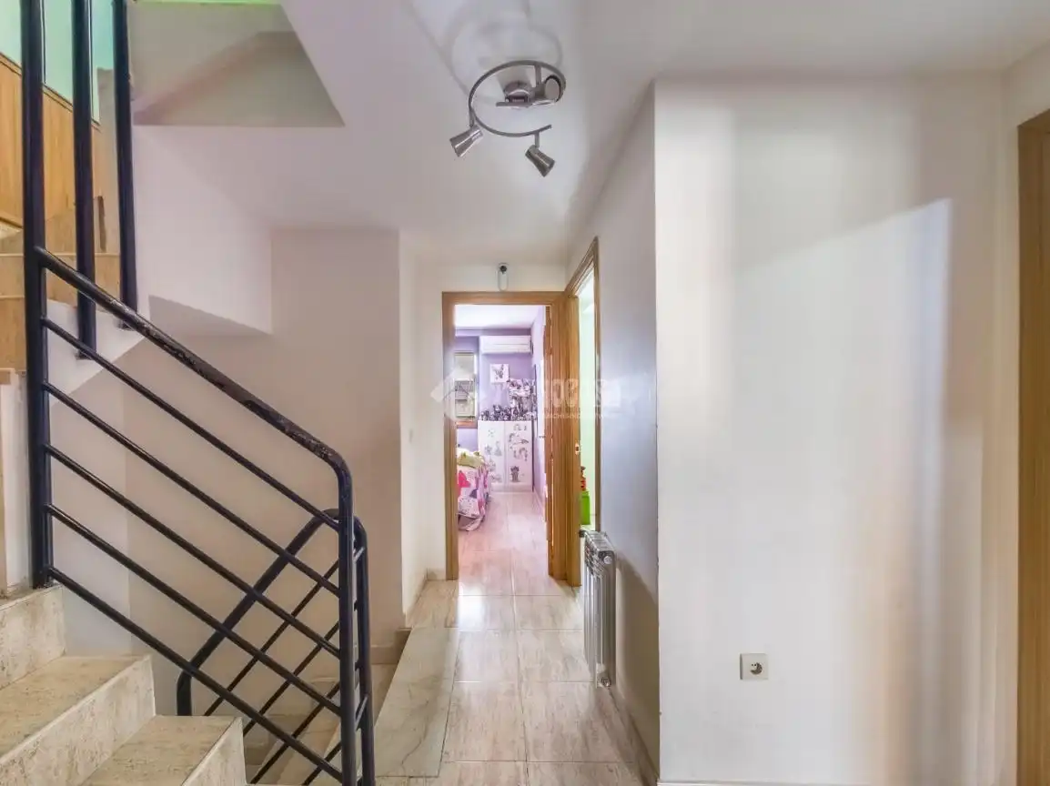Casa adosada en venda en Rivas-Vaciamadrid amb Aire condicionat, Calefacció i Jardí privat