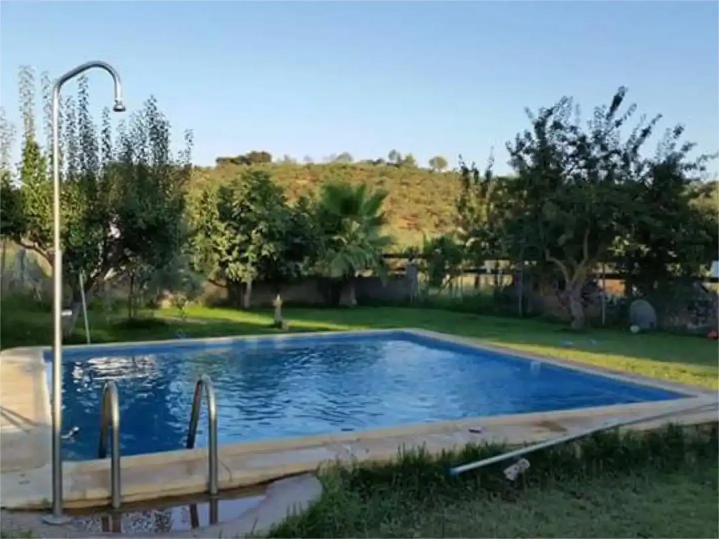 Piscina de Casa o xalet en venda en Guadalcanal amb Jardí privat i Piscina