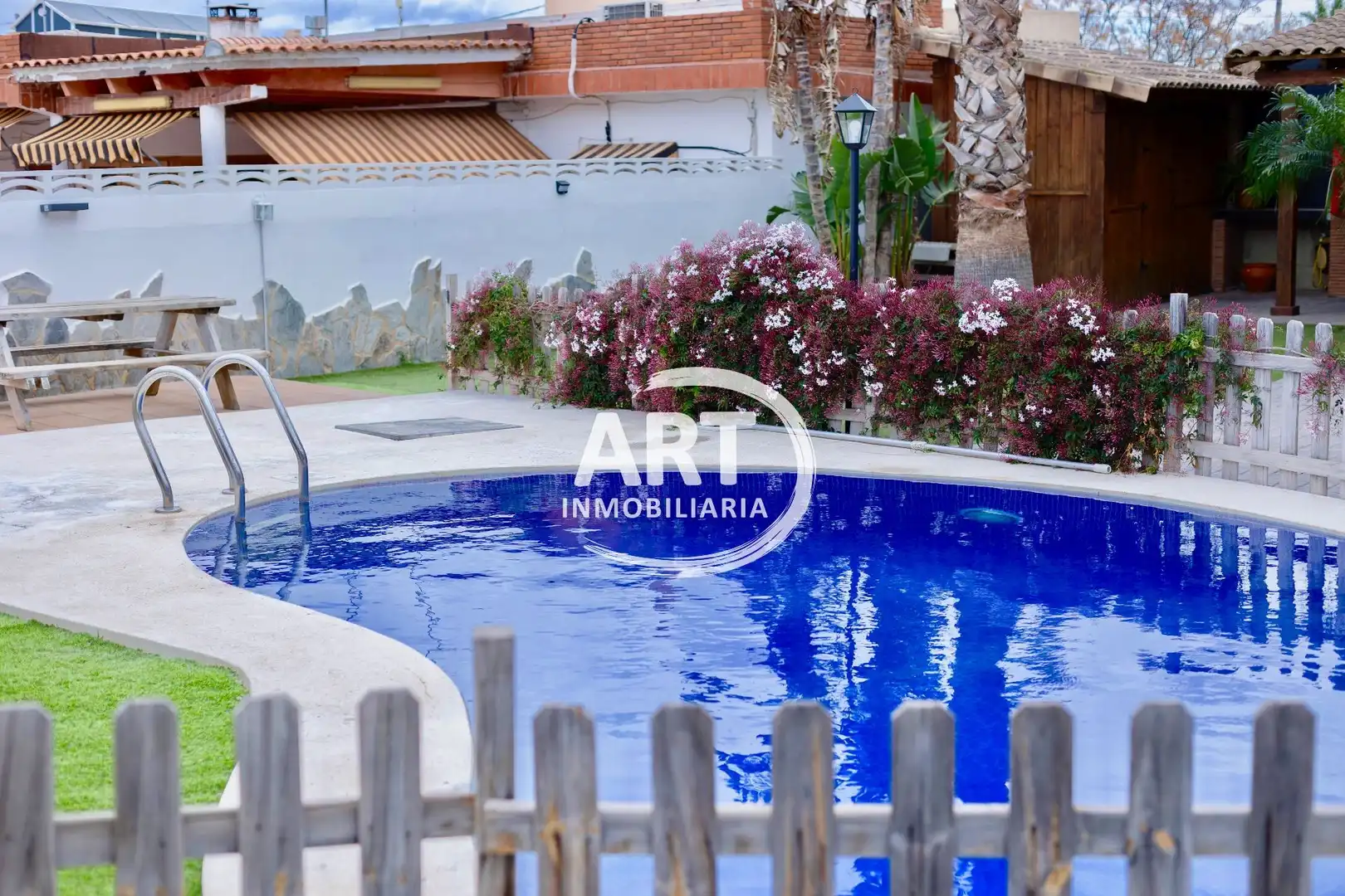Piscina de Casa o chalet en venta en L'Eliana con Aire acondicionado, Calefacción y Terraza