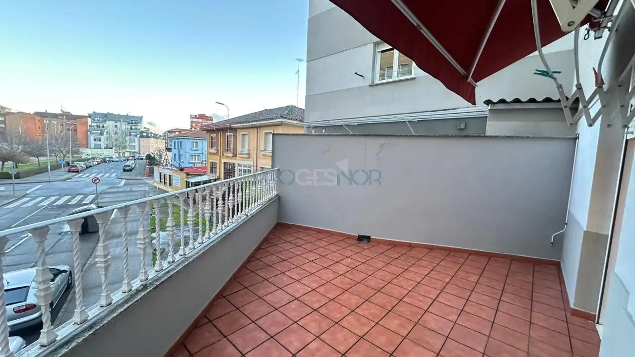 Terraza de Piso en venta en León Capital  con Calefacción, Terraza y Amueblado