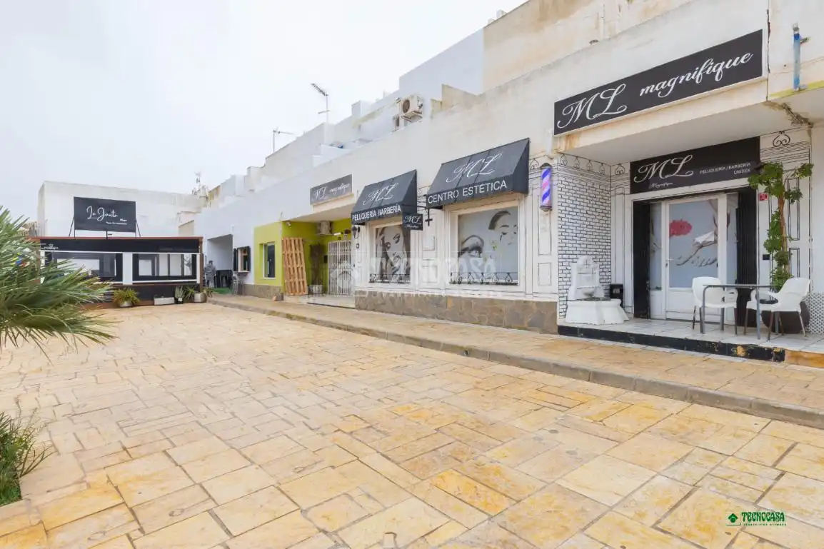 Local comercial en venda a Las Marinas - Pueblo Laguna, imagen 9
