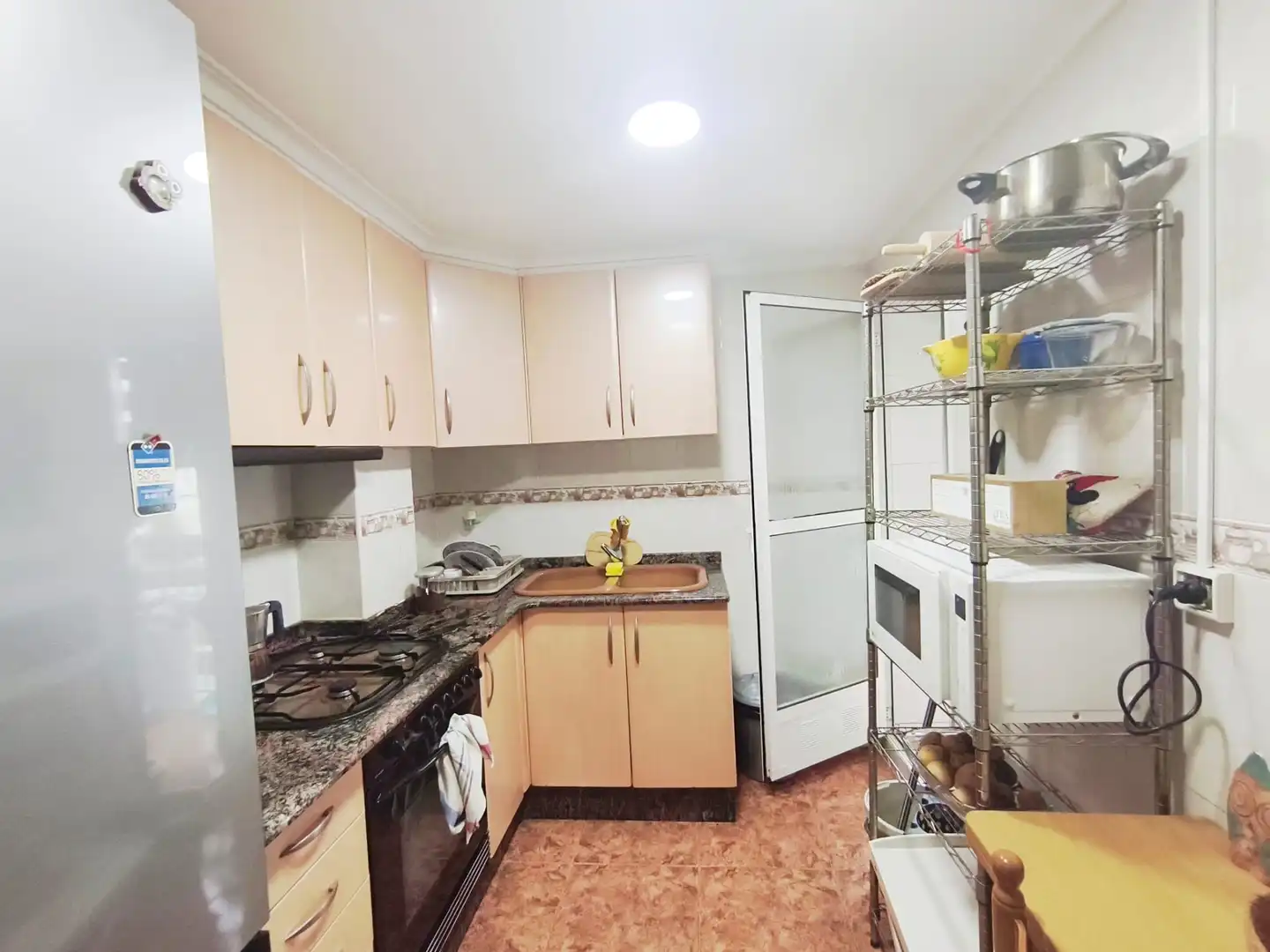Cocina de Piso en venta en Valencia con Horno y Lavadora