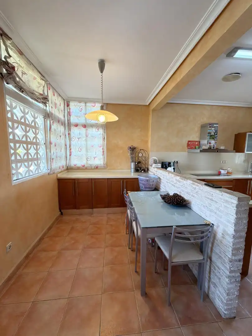 Cocina de Casa o chalet en venta en Murcia con Aire acondicionado, Calefacción y Jardín privado