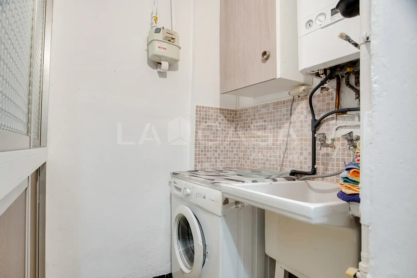 Cocina de Piso en venta en Barcelona con Calefacción, Trastero y Balcón