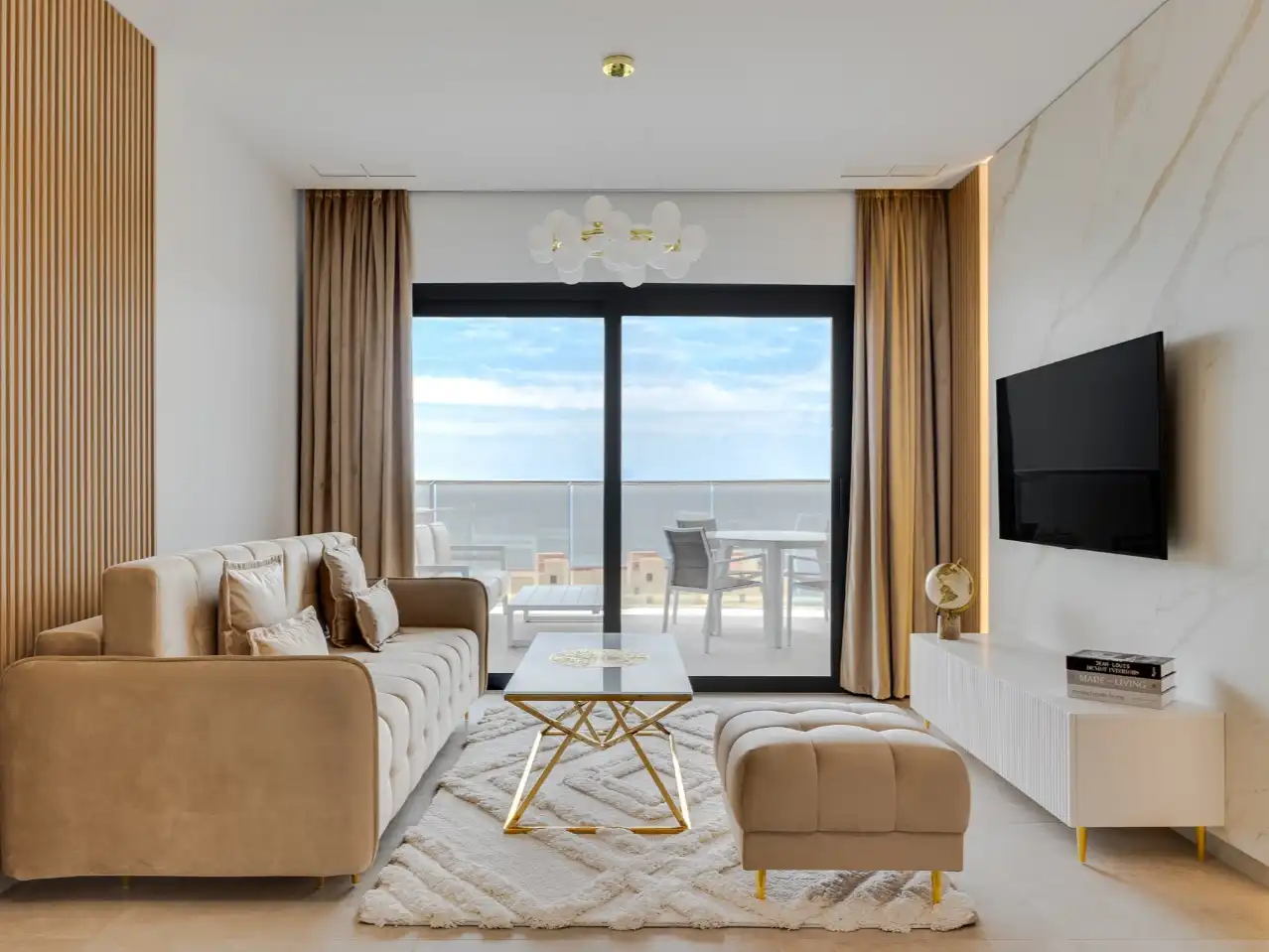 Apartament amb piscina de lloguer a avenida Republica argentina 17