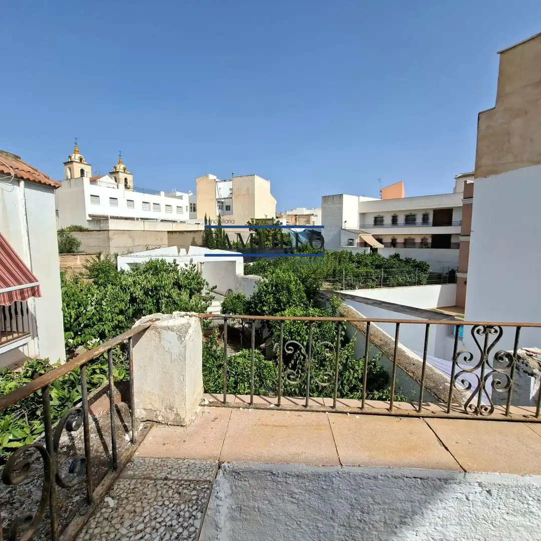 Vista exterior de Piso en venta en Berja