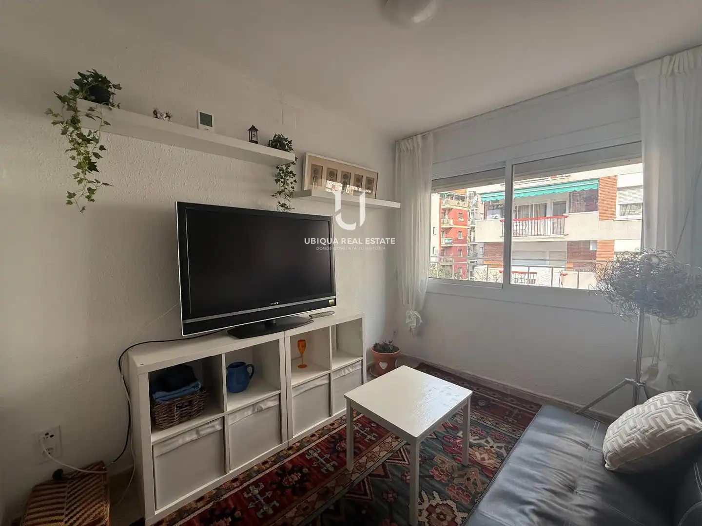 Living room of Flat for rent in L'Hospitalet de Llobregat  with Air Conditioner, Heating and Furnished