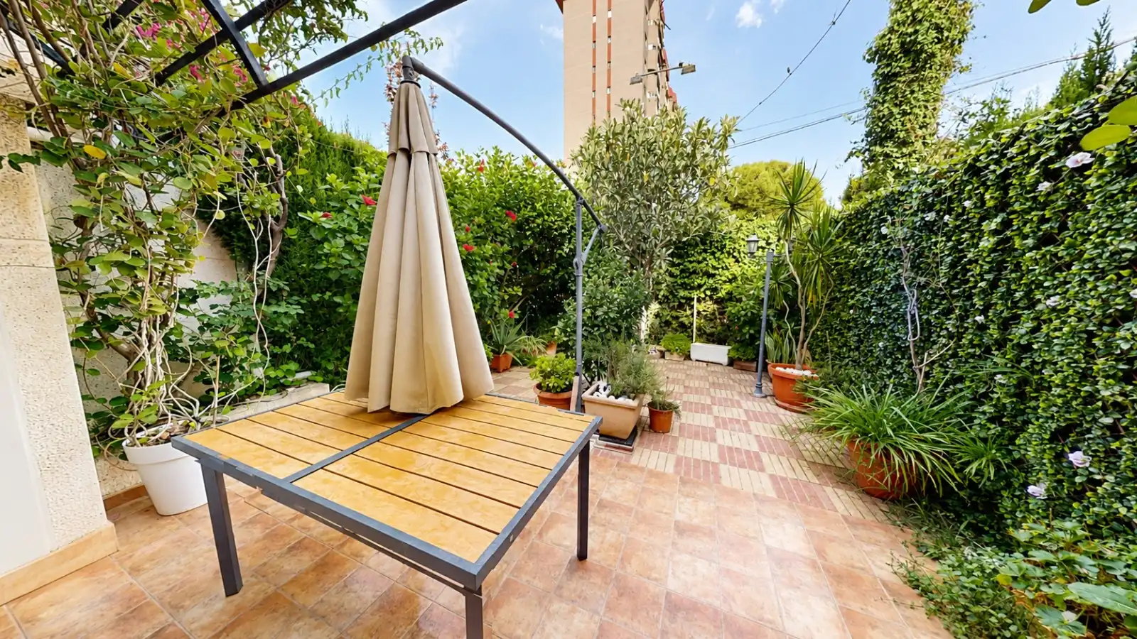 Terrassa de Casa o xalet en venda en Alicante / Alacant amb Aire condicionat, Calefacció i Terrassa