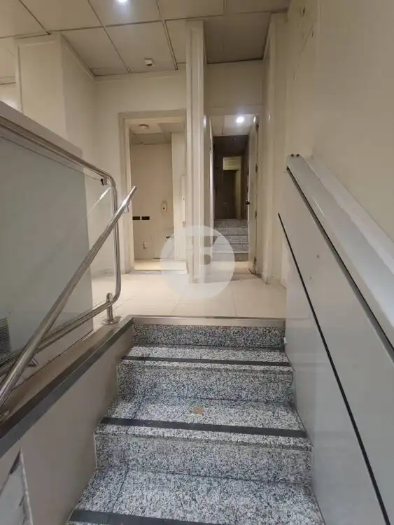 Commercial properties for rent in Barcelona  with Air Conditioner