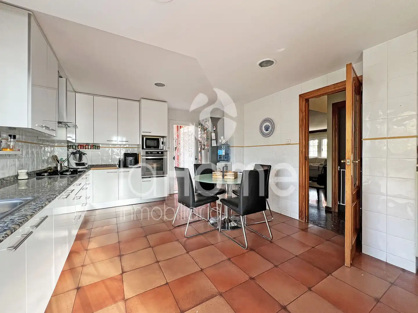 Cocina de Casa o chalet en venta en Paterna con Aire acondicionado, Calefacción y Jardín privado