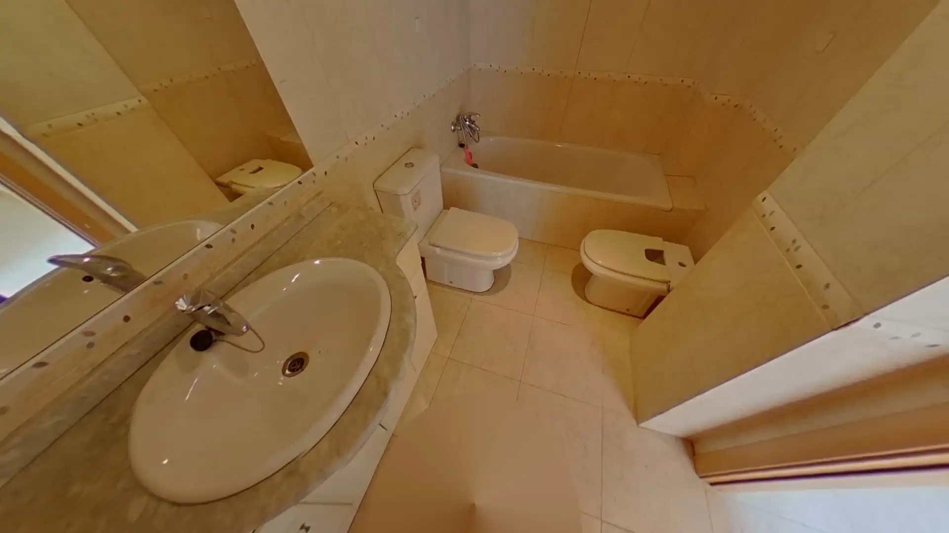 Bathroom of Duplexes for sale in Torrelles de Foix  with Terrace, Storage room and Balcony