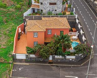 Vista exterior de Casa o xalet en venda en La Orotava amb Jardí privat, Terrassa i Traster