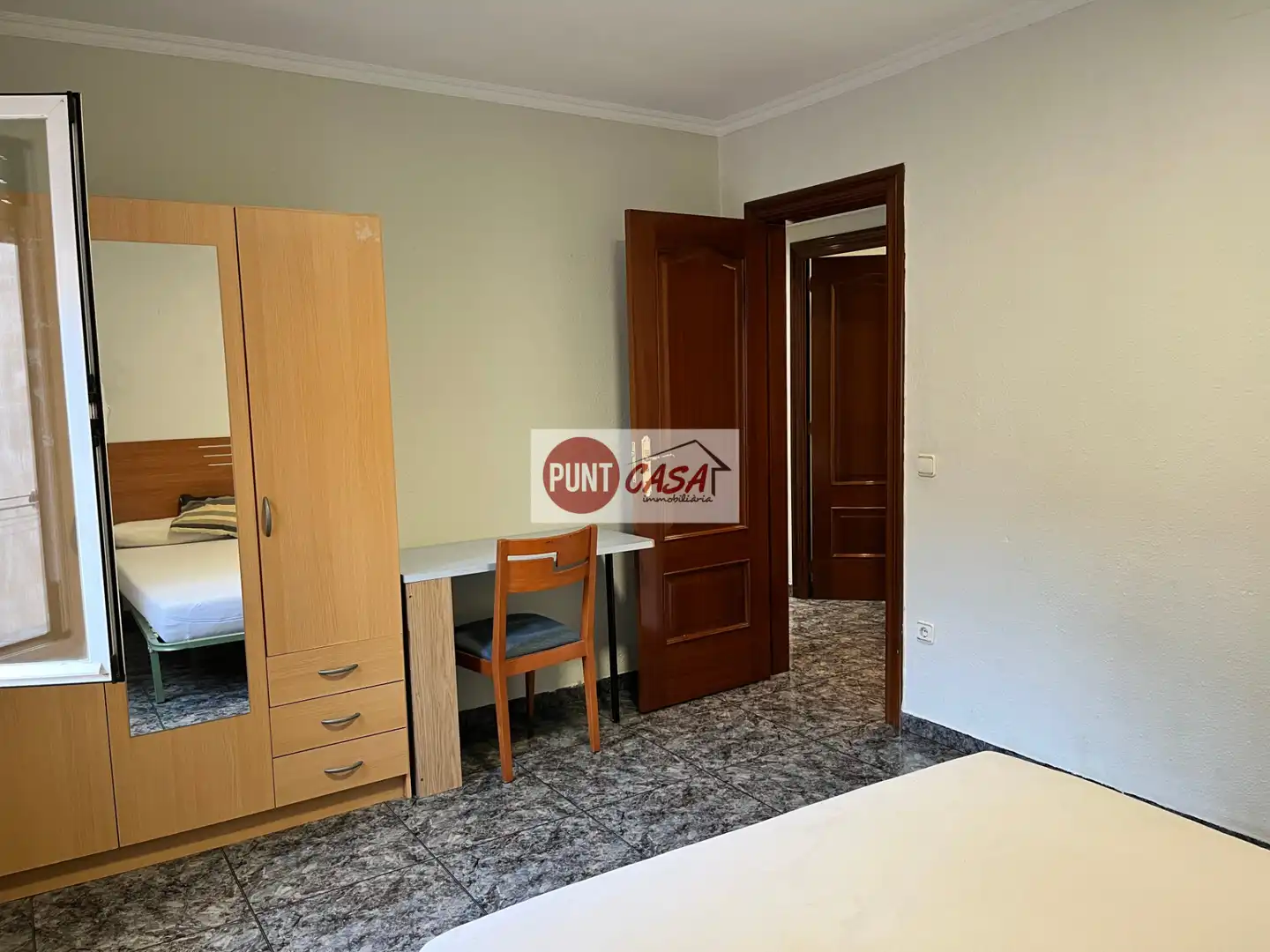 Habitación de Piso de alquiler en Lleida con Calefacción, Terraza y Amueblado