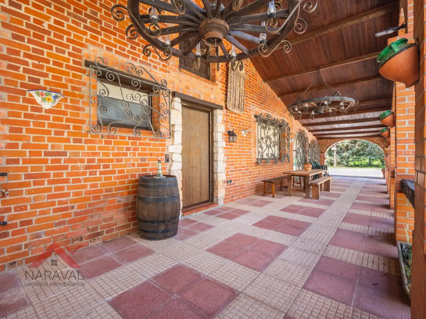 Terrassa de Casa o xalet en venda en Burgo de Osma - Ciudad de Osma amb Calefacció, Jardí privat i Terrassa