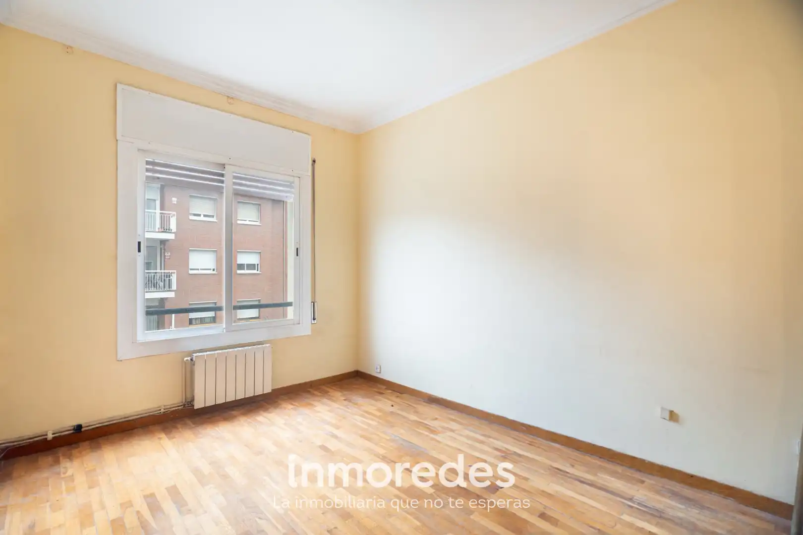 Habitación de Piso en venta en Barcelona con Parquet y Horno