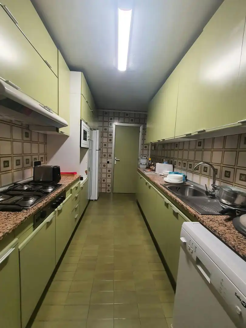 Kitchen of Flat for share in Barcelona  with Heating, Washing machine and TV