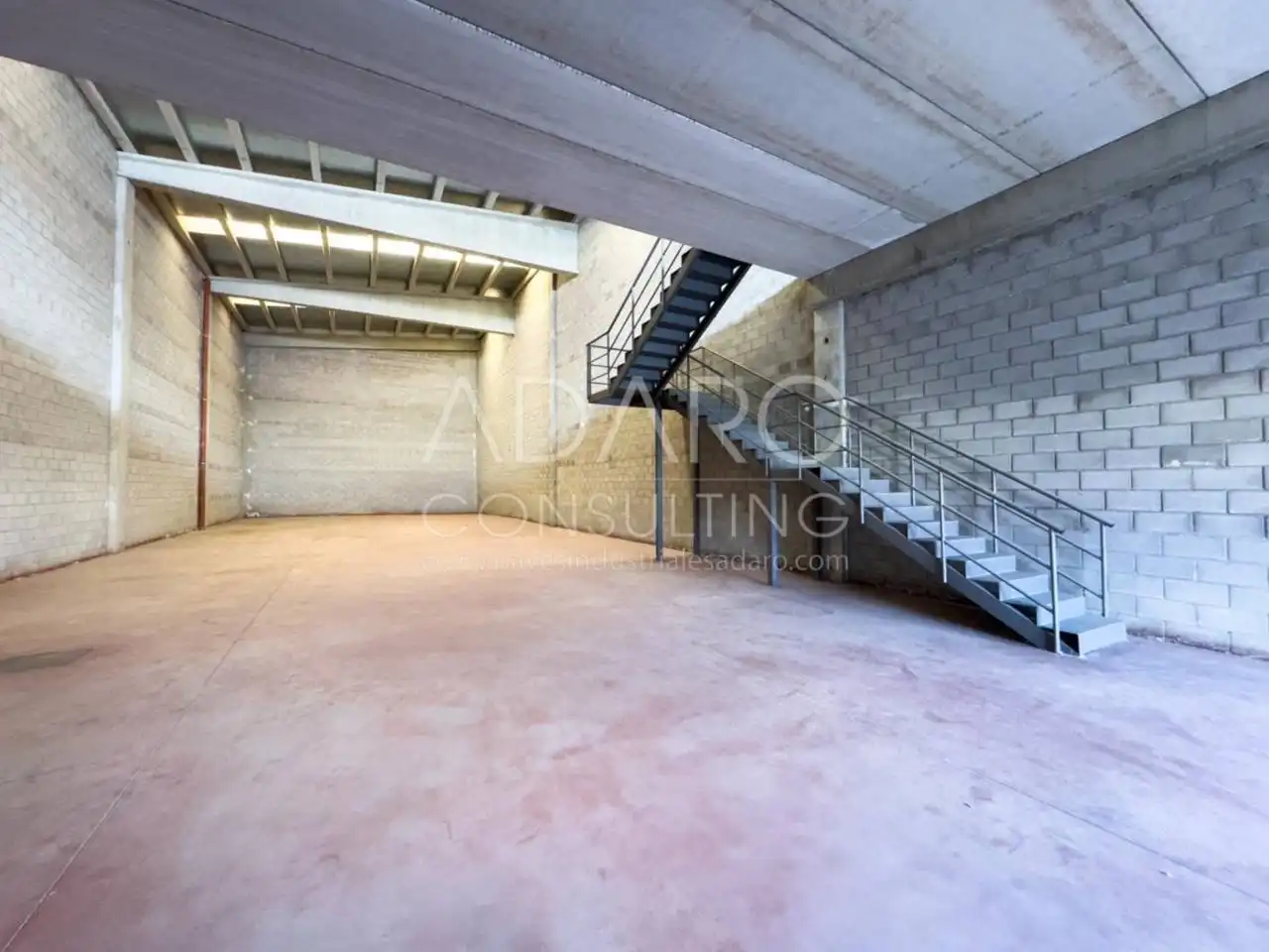 Nave industrielle à vendre à Calle Nitra, imagen 3