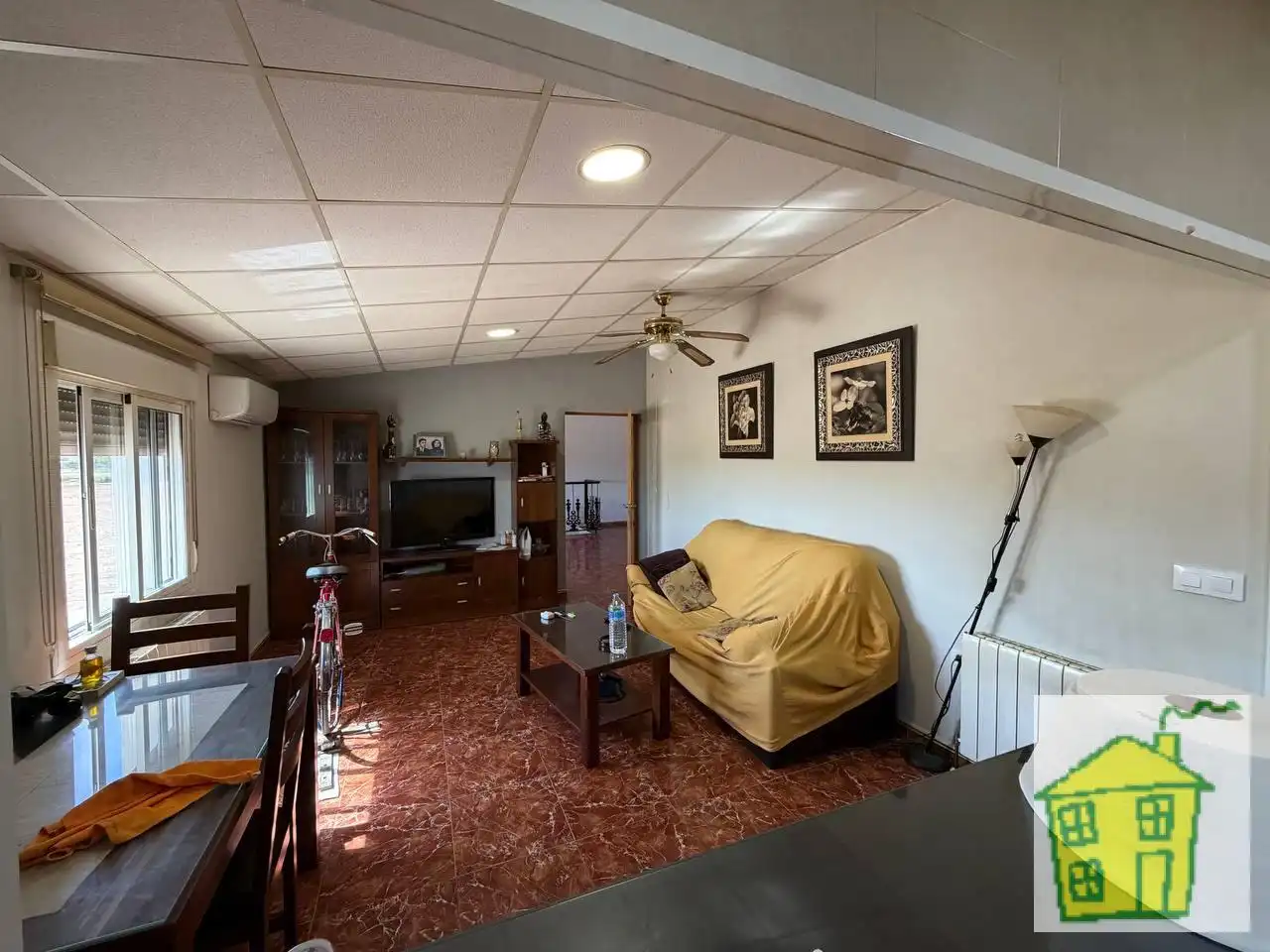 Sala de estar de Finca rústica en venta en Andújar con Jardín privado y Trastero
