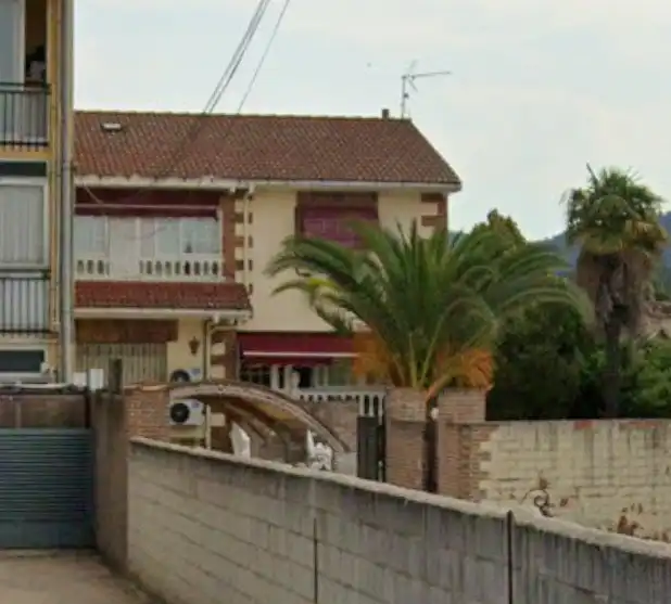 Vista exterior de Casa o xalet en venda en Sotillo de la Adrada amb Calefacció i Jardí privat