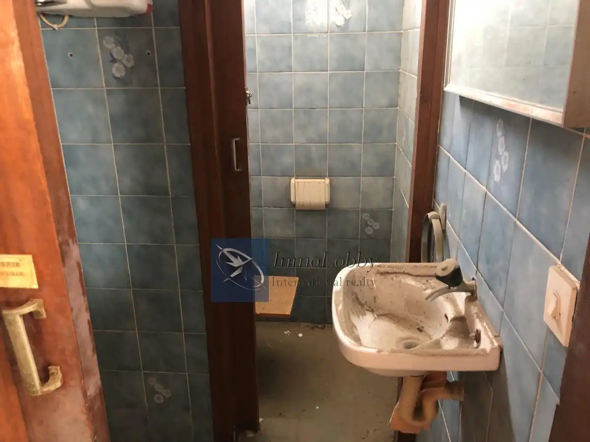 Local en venta en Cristofol Colom, Centre
