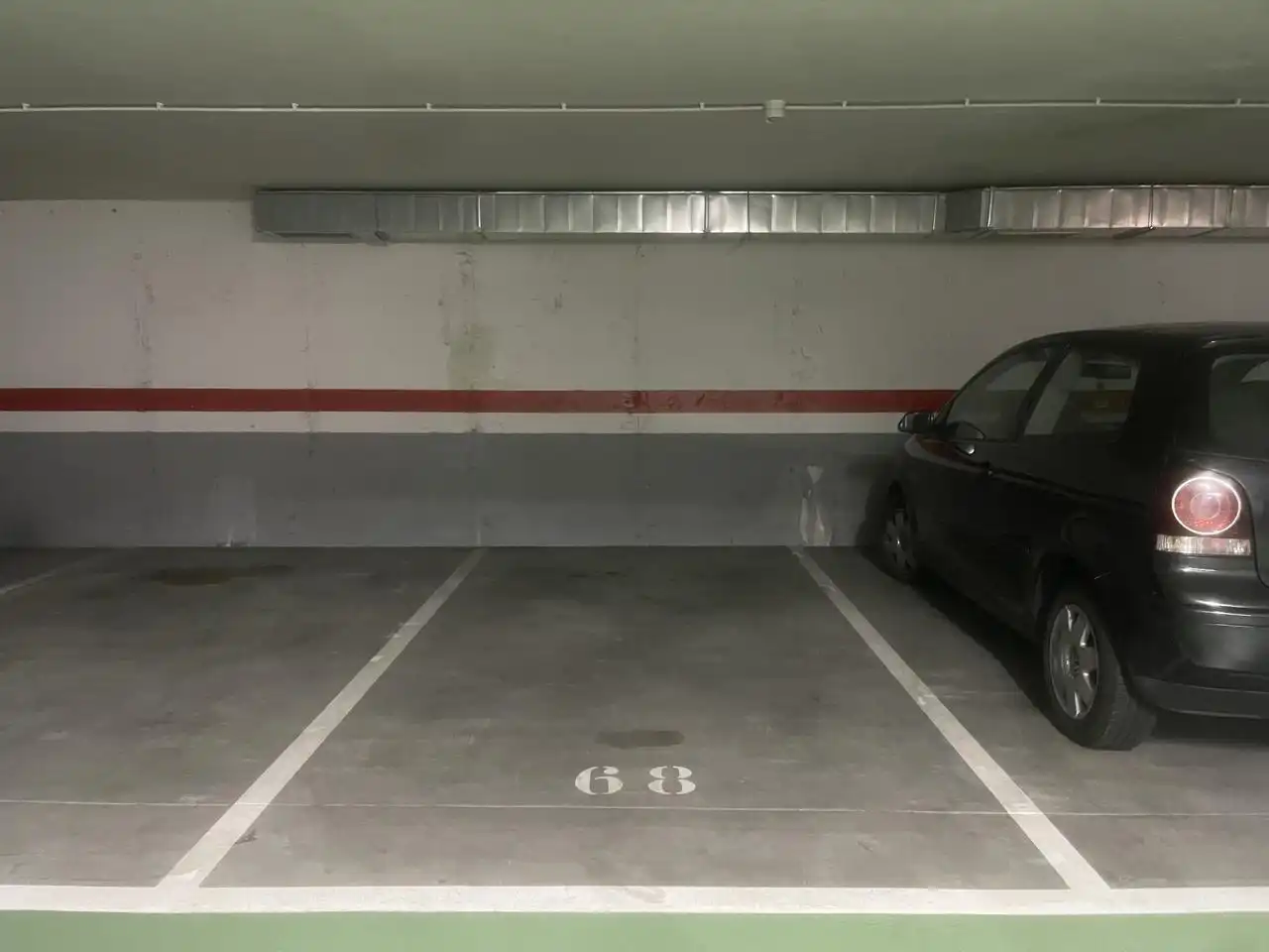 Parking de Piso en venta en A Coruña Capital  con Calefacción y Trastero