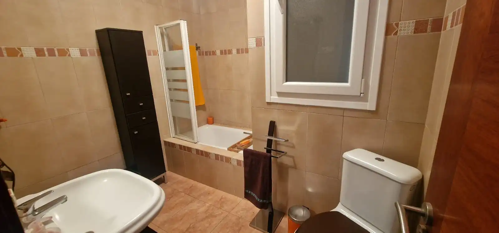 Bathroom of Flat for rent in Ferrol  with Furnished