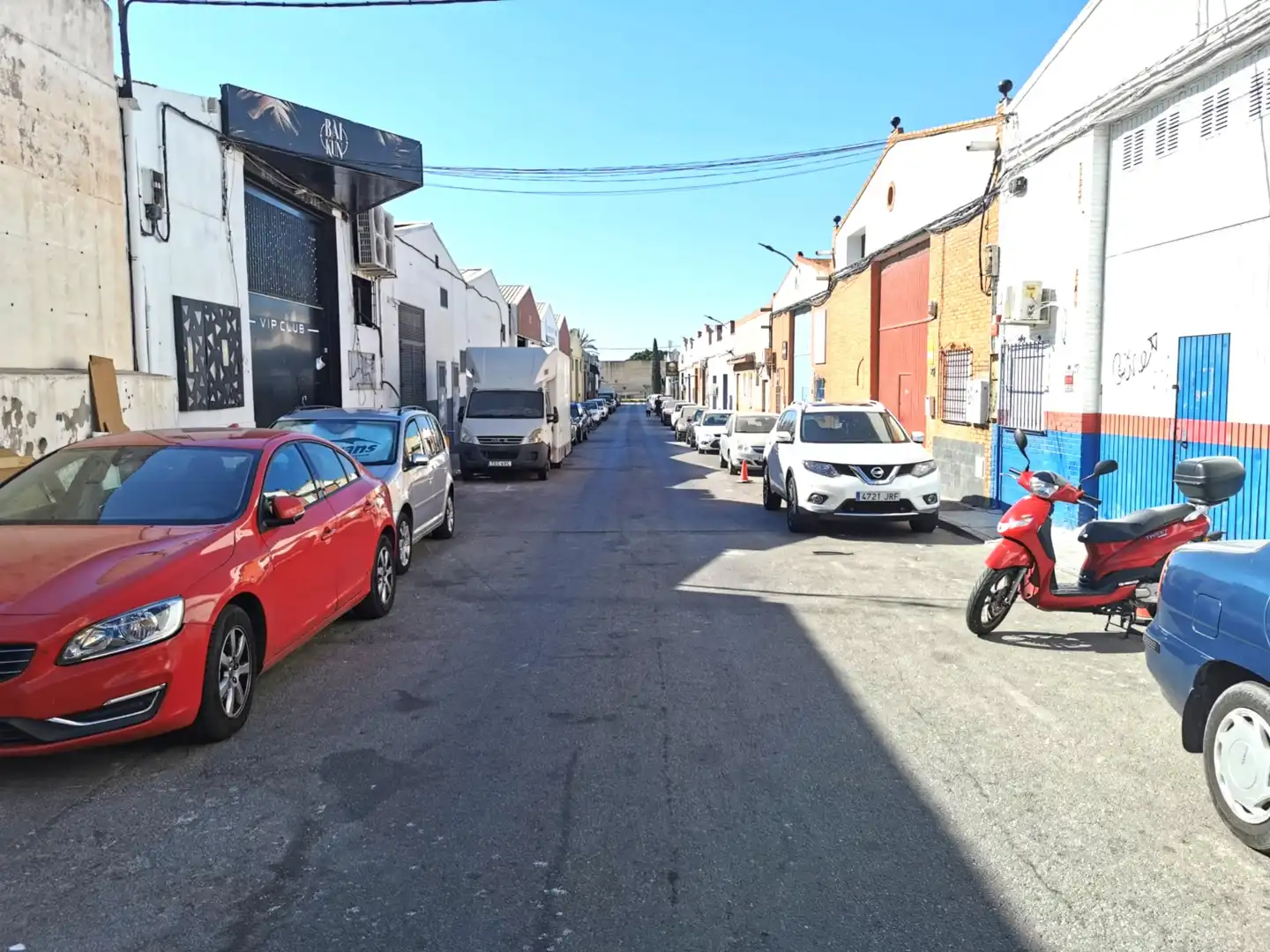 Außenansicht von Fabrikhallen zur Miete in Málaga
