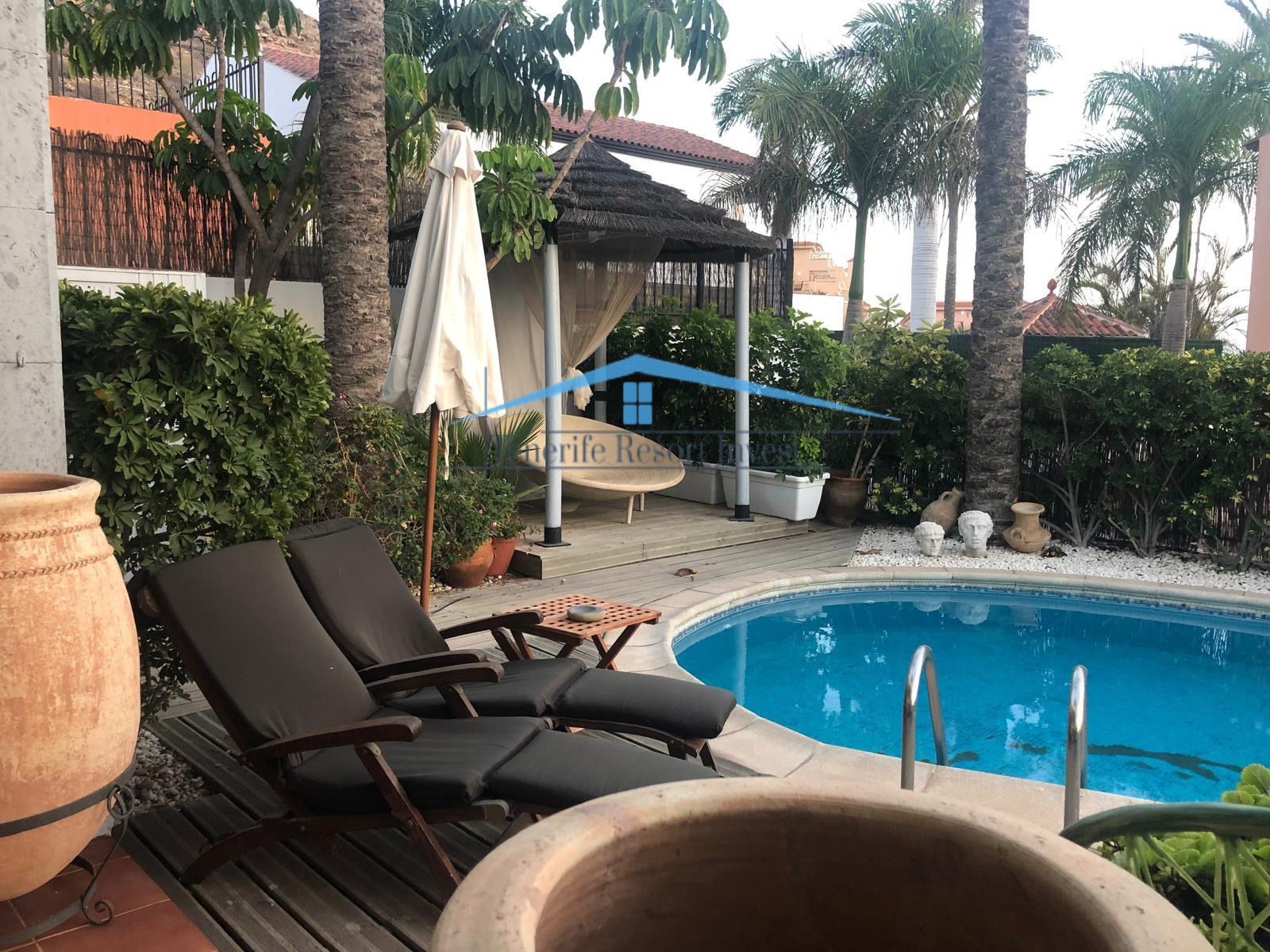 Vista exterior de Casa o chalet en venta en Arona con Calefacción, Jardín privado y Terraza