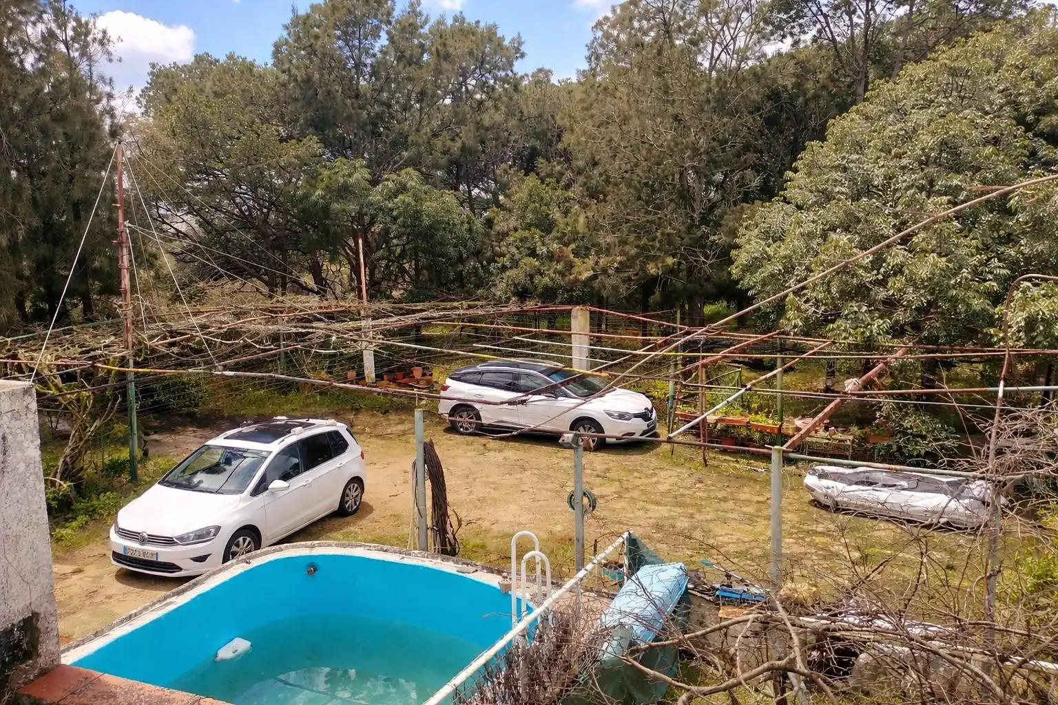 Parking of Country homes for sale in Chiclana de la Frontera