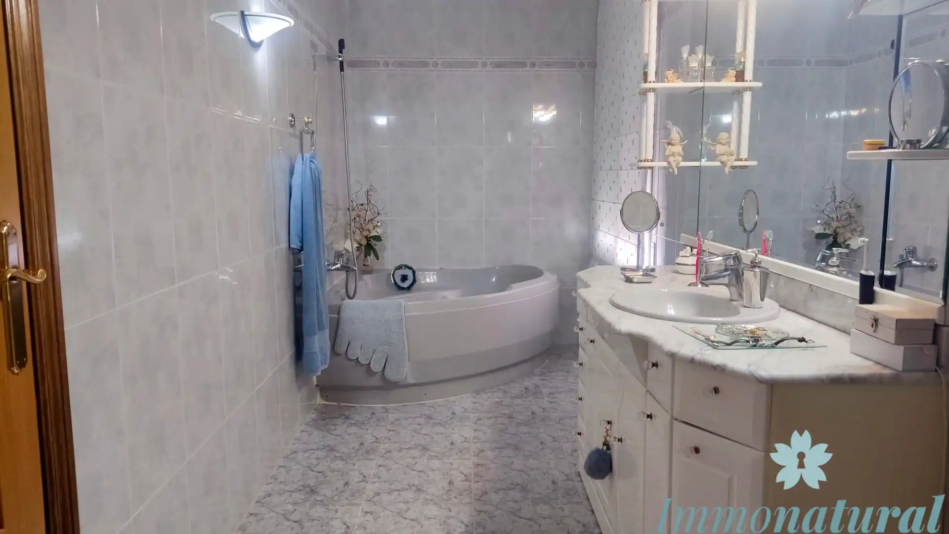 Detached house with terrace for sale in Avinguda Dolça de Provença, imagen 8