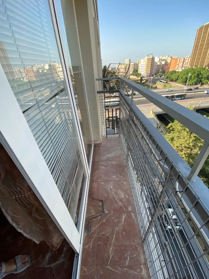 Terrasse von Wohnung zur Miete in Málaga mit Klimaanlage, Terrasse und Möbliert