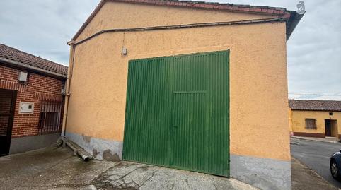 Foto 2 de Casa adosada en venda a Plaza San Julian, 3, Muñosancho, Ávila