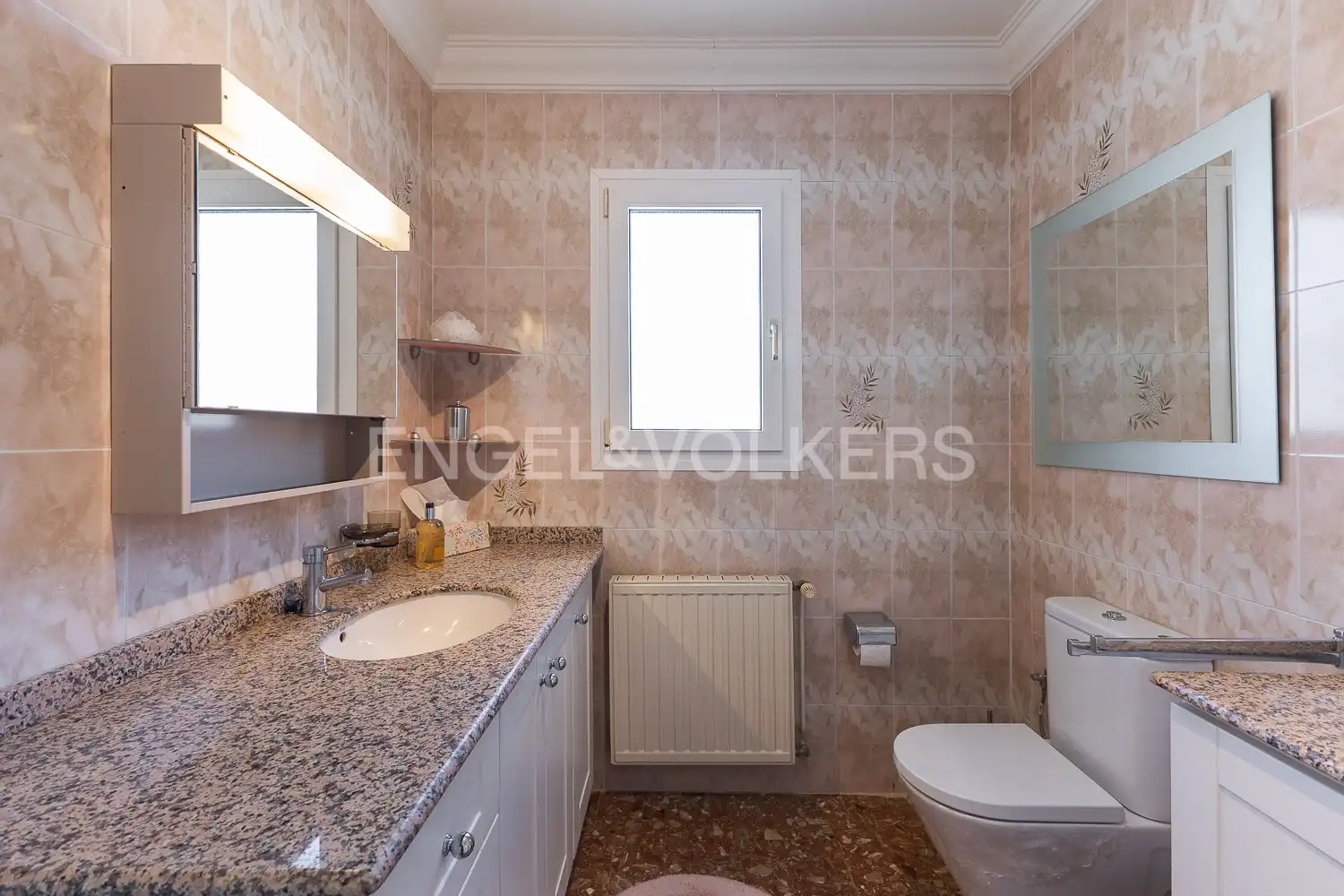 Baño de Finca rústica en venta en Els Poblets con Aire acondicionado, Calefacción y Jardín privado