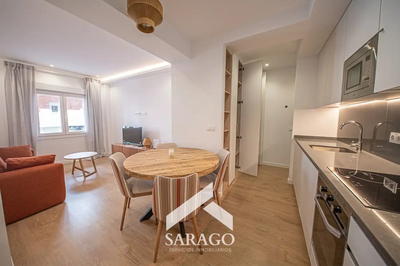 Sala de estar de Piso de alquiler en Madrid con Aire acondicionado, Calefacción y Amueblado