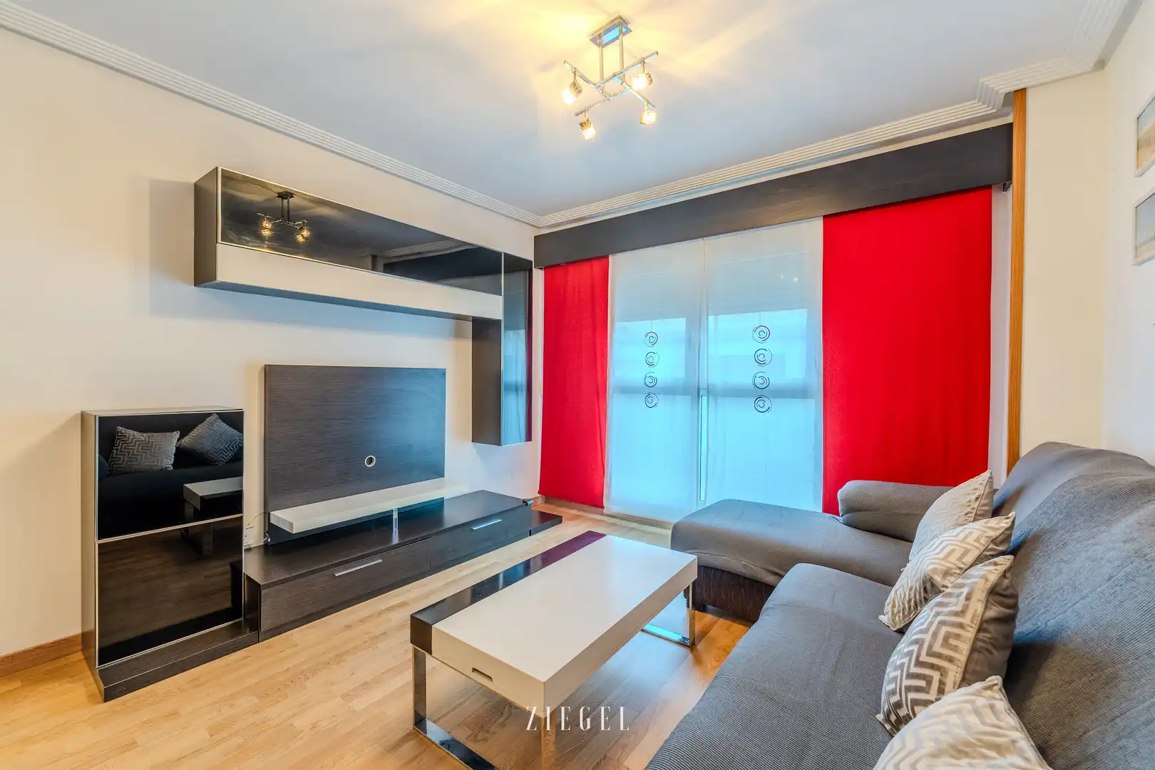 Living room of Flat for rent in Las Palmas de Gran Canaria  with Private garden, Storage room and Swimming Pool