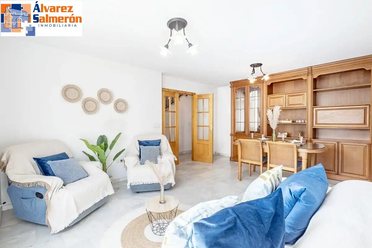 Wohnzimmer von Einfamilien-Reihenhaus zum Verkauf in Armilla