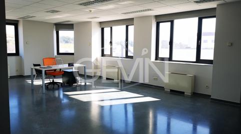 Foto 3 de Oficina de alquiler en Santa Perpètua de Mogoda, Barcelona