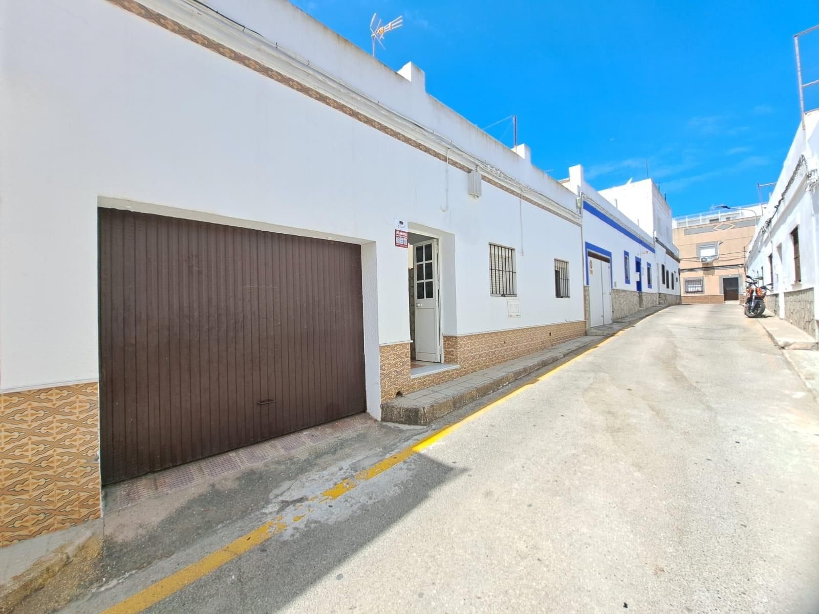 Exterior view of House or chalet for sale in Chiclana de la Frontera  with Terrace