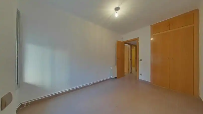 Bedroom of Flat for sale in Badalona