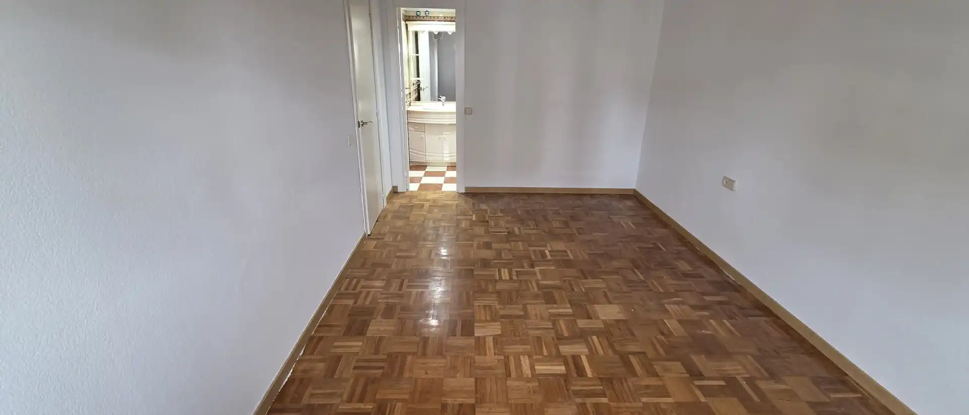 Dachboden zur Miete in Málaga mit Klimaanlage, Terrasse und Balkon